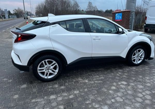 Toyota C-HR cena 45900 przebieg: 183000, rok produkcji 2022 z Dobrodzień małe 137